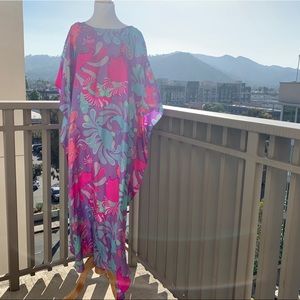 Vintage 1970’s Gorgeous Psychedelic Caftan